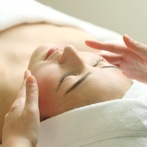 フェイシャルケア